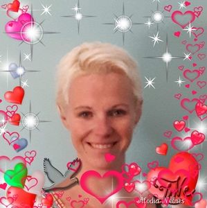 Meet your Posher, Roxanne